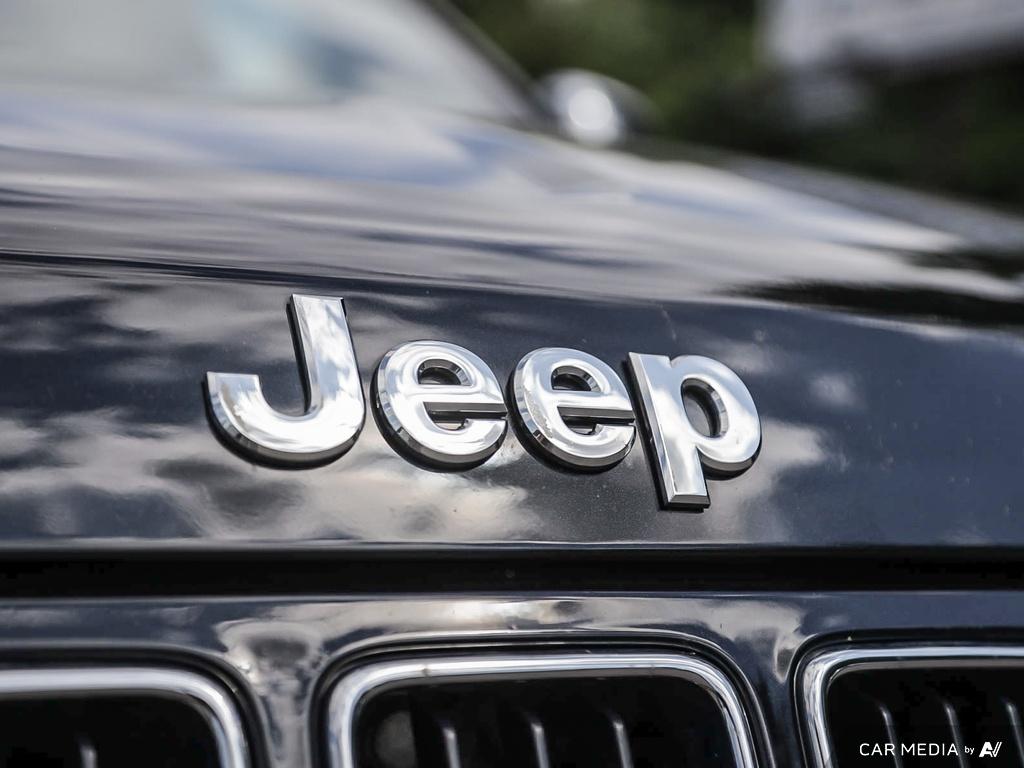 used 2015 Jeep Grand Cherokee car, priced at $11,998
