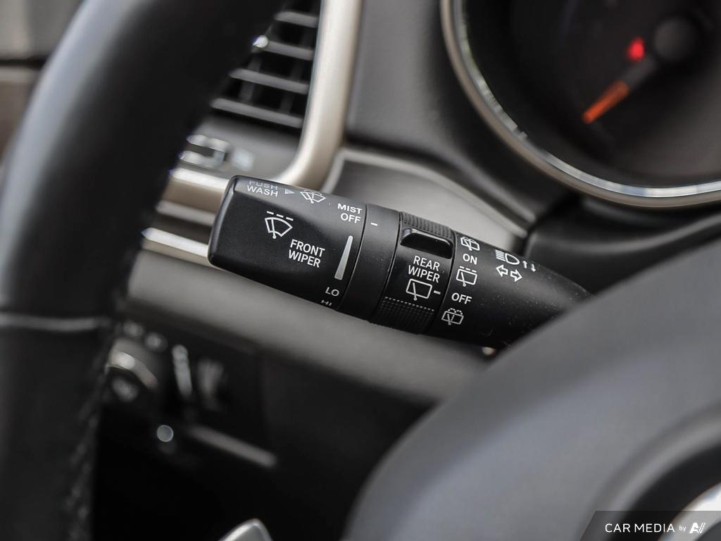 used 2015 Jeep Grand Cherokee car, priced at $11,998