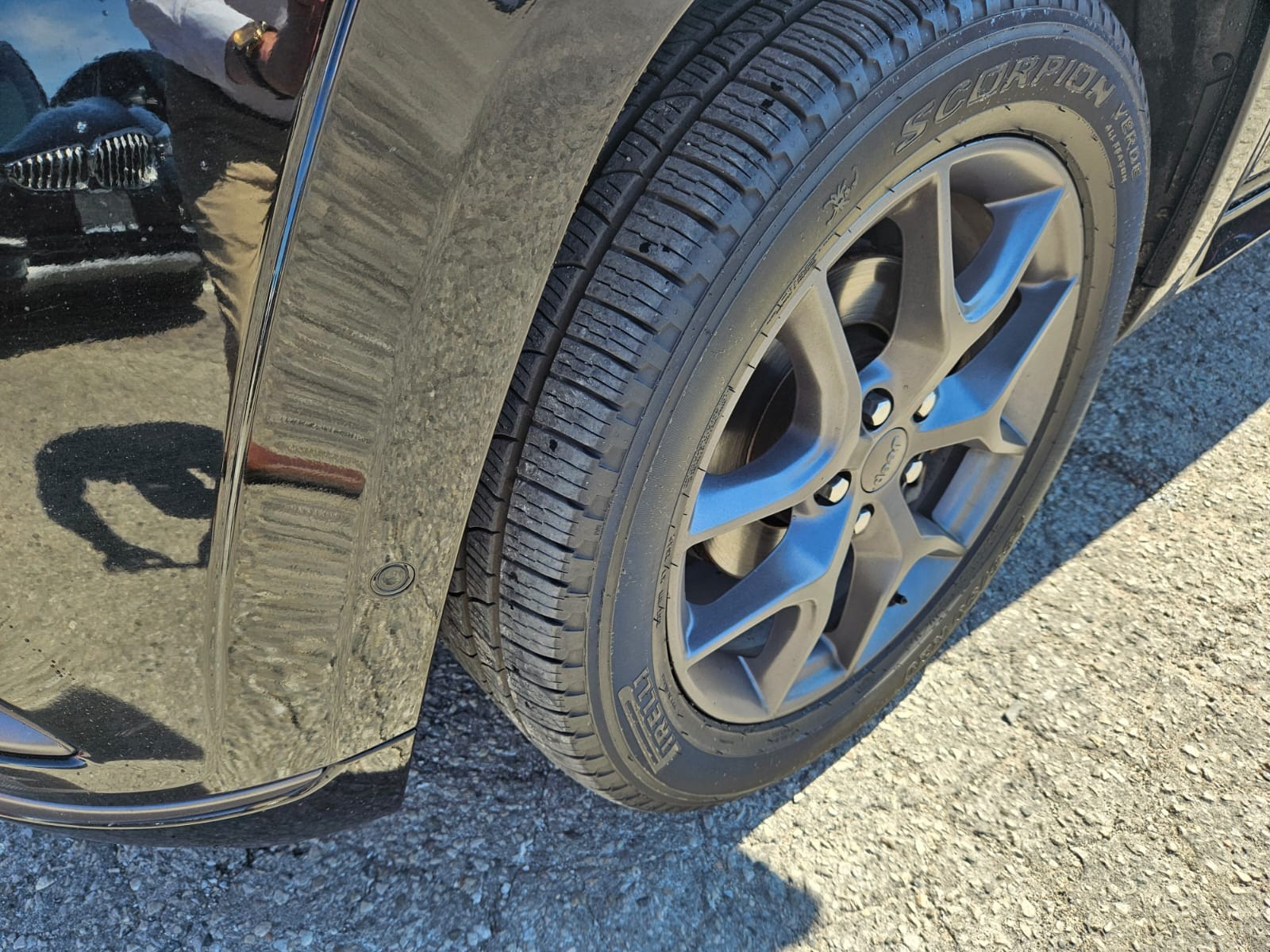 used 2020 Jeep Grand Cherokee car, priced at $34,584