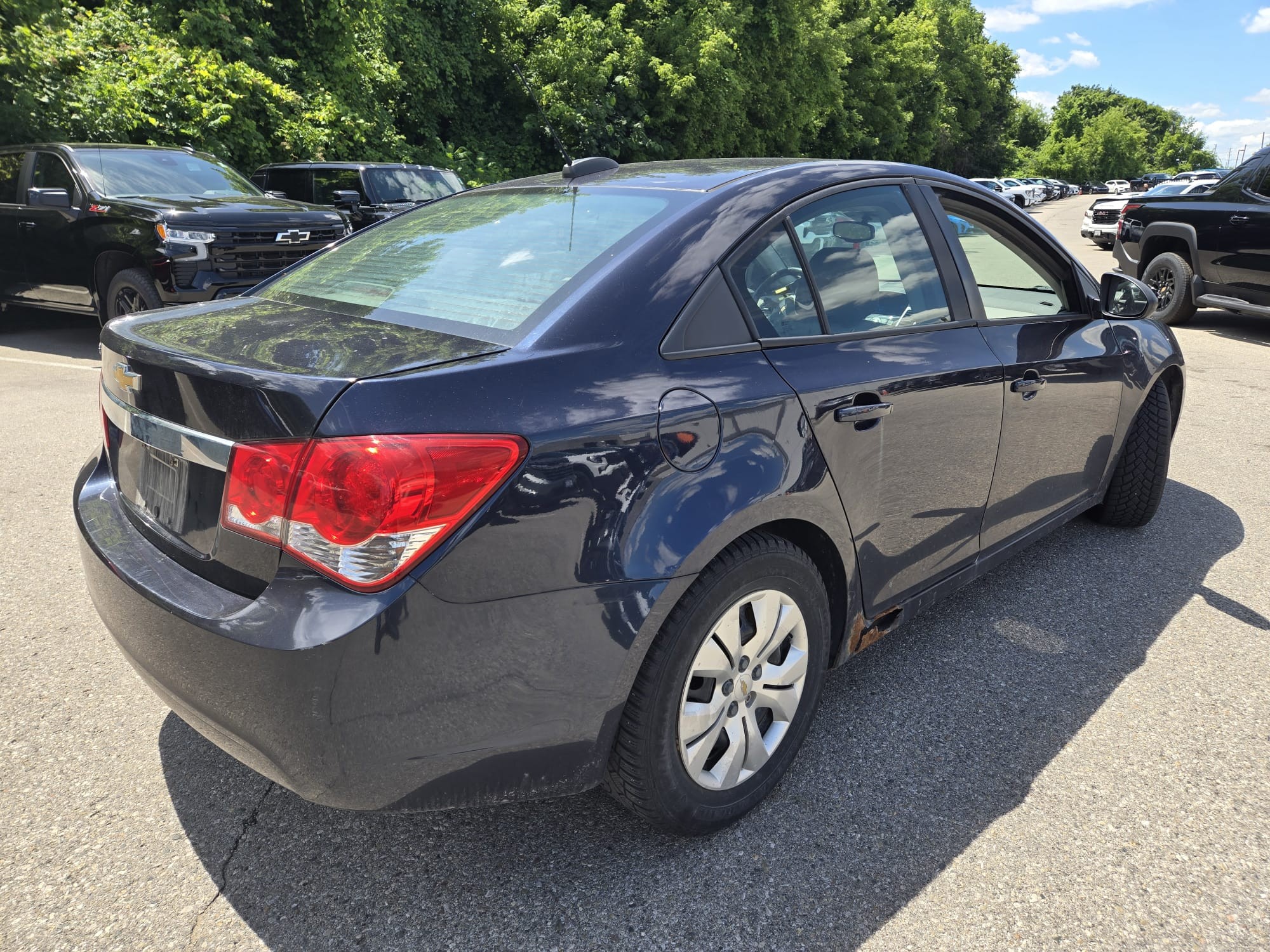 used 2015 Chevrolet Cruze car, priced at $3,998