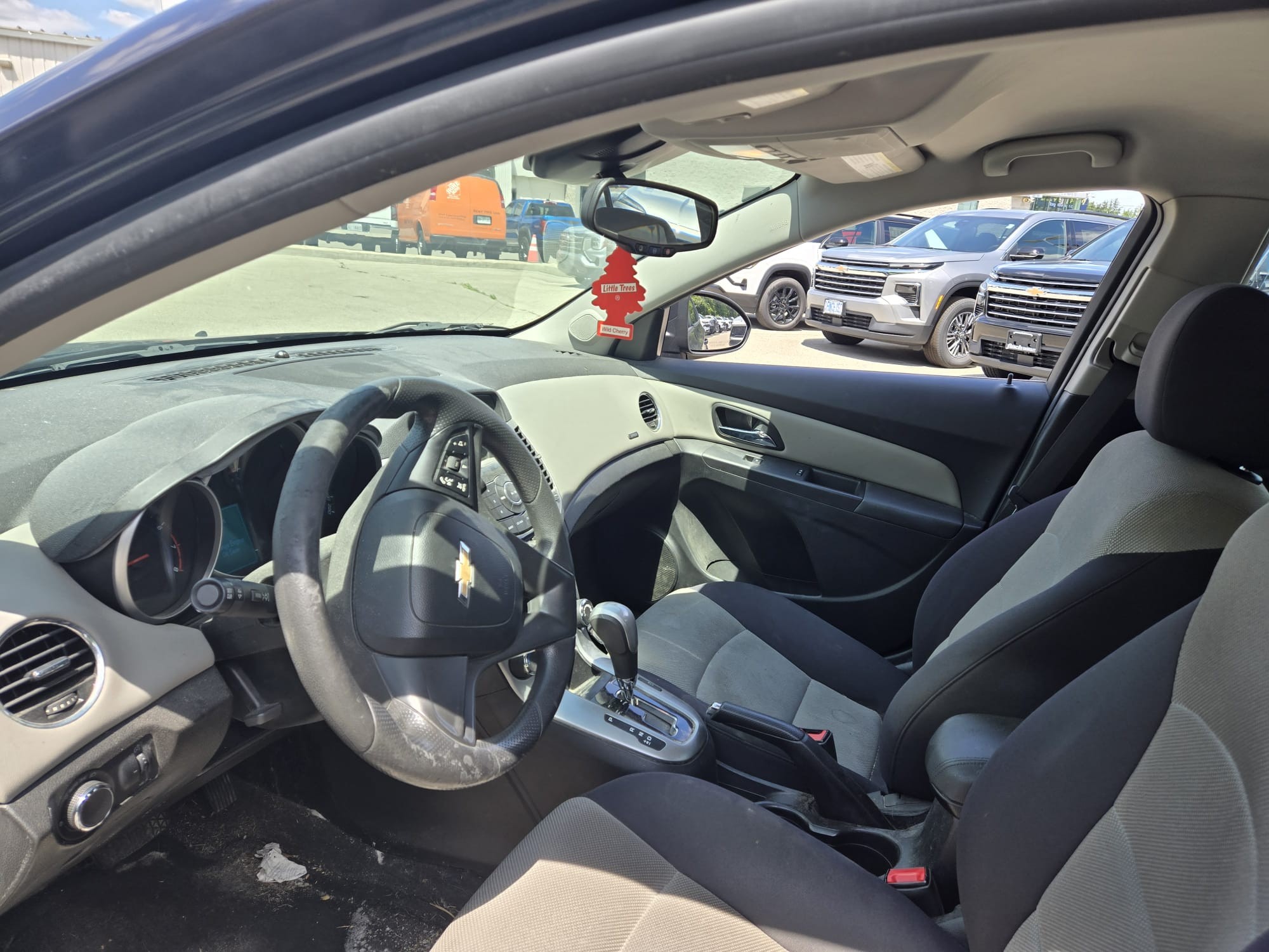 used 2015 Chevrolet Cruze car, priced at $3,998