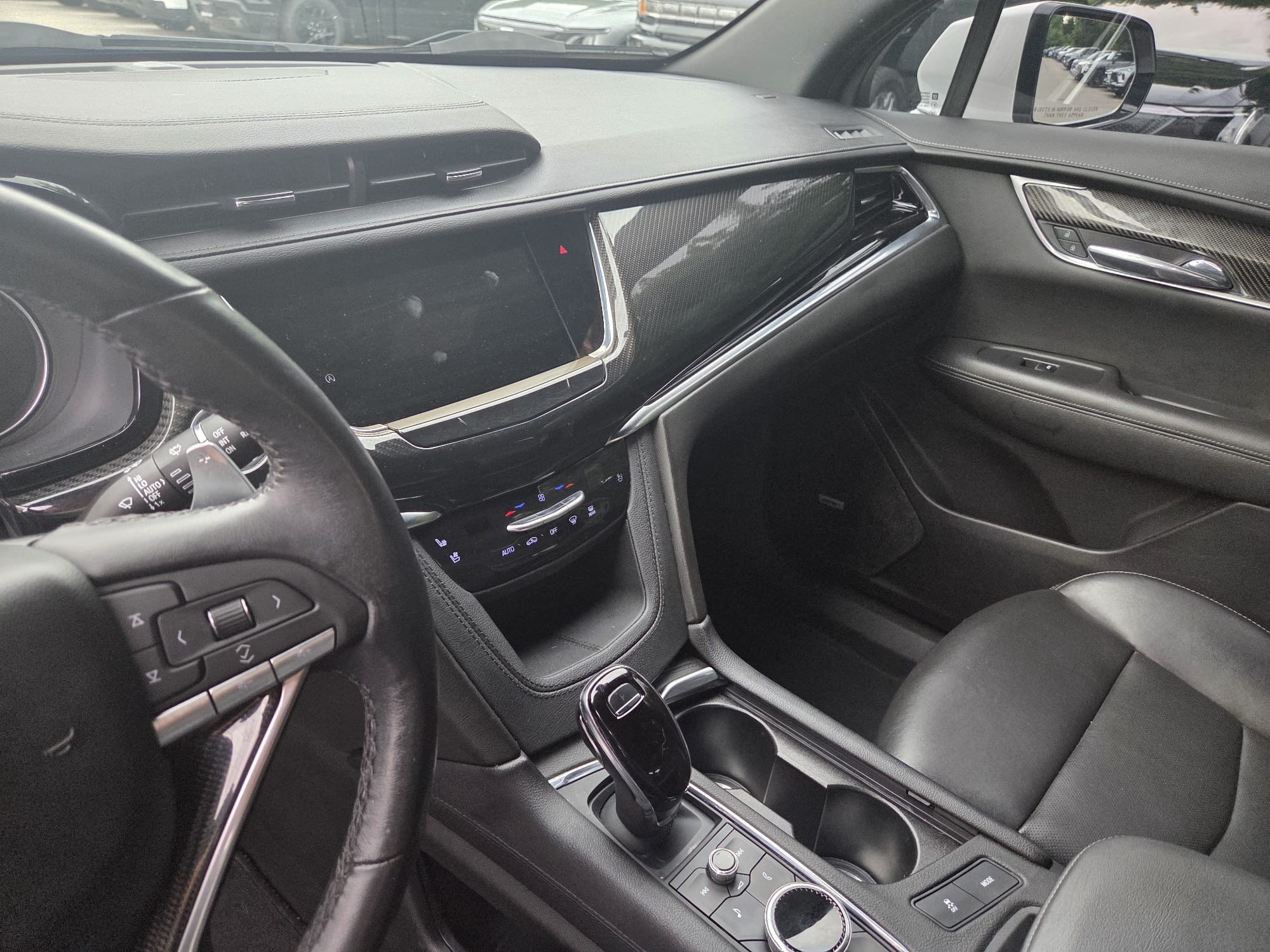 used 2022 Cadillac XT6 car, priced at $44,900