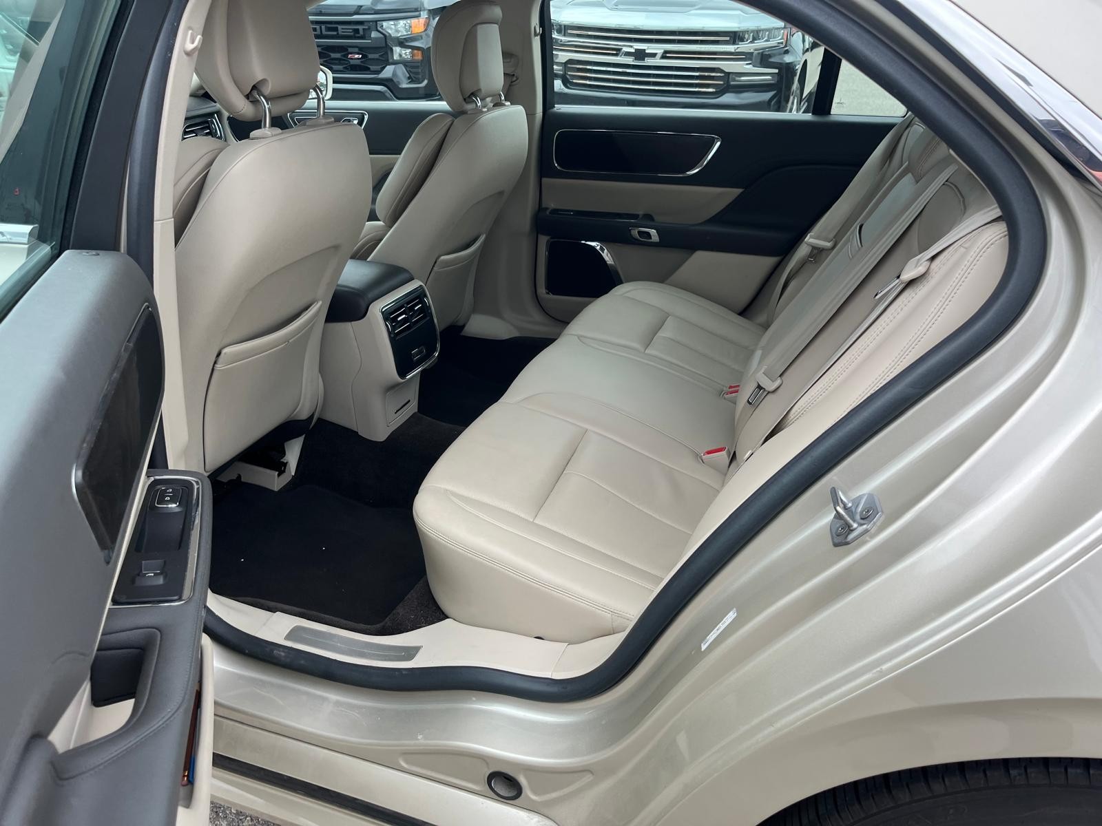 used 2017 Lincoln Continental car, priced at $21,499