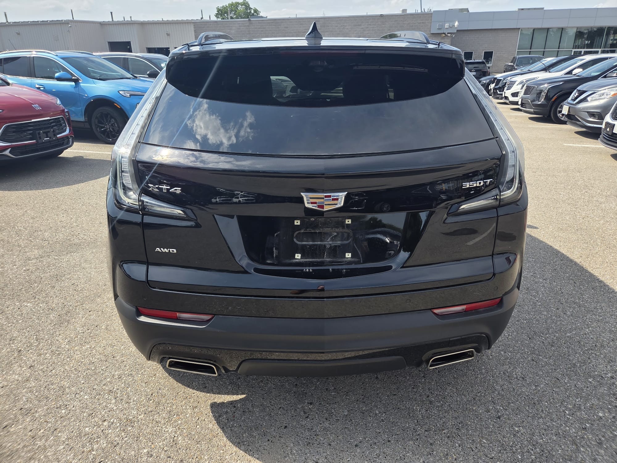 used 2022 Cadillac XT4 car, priced at $37,699