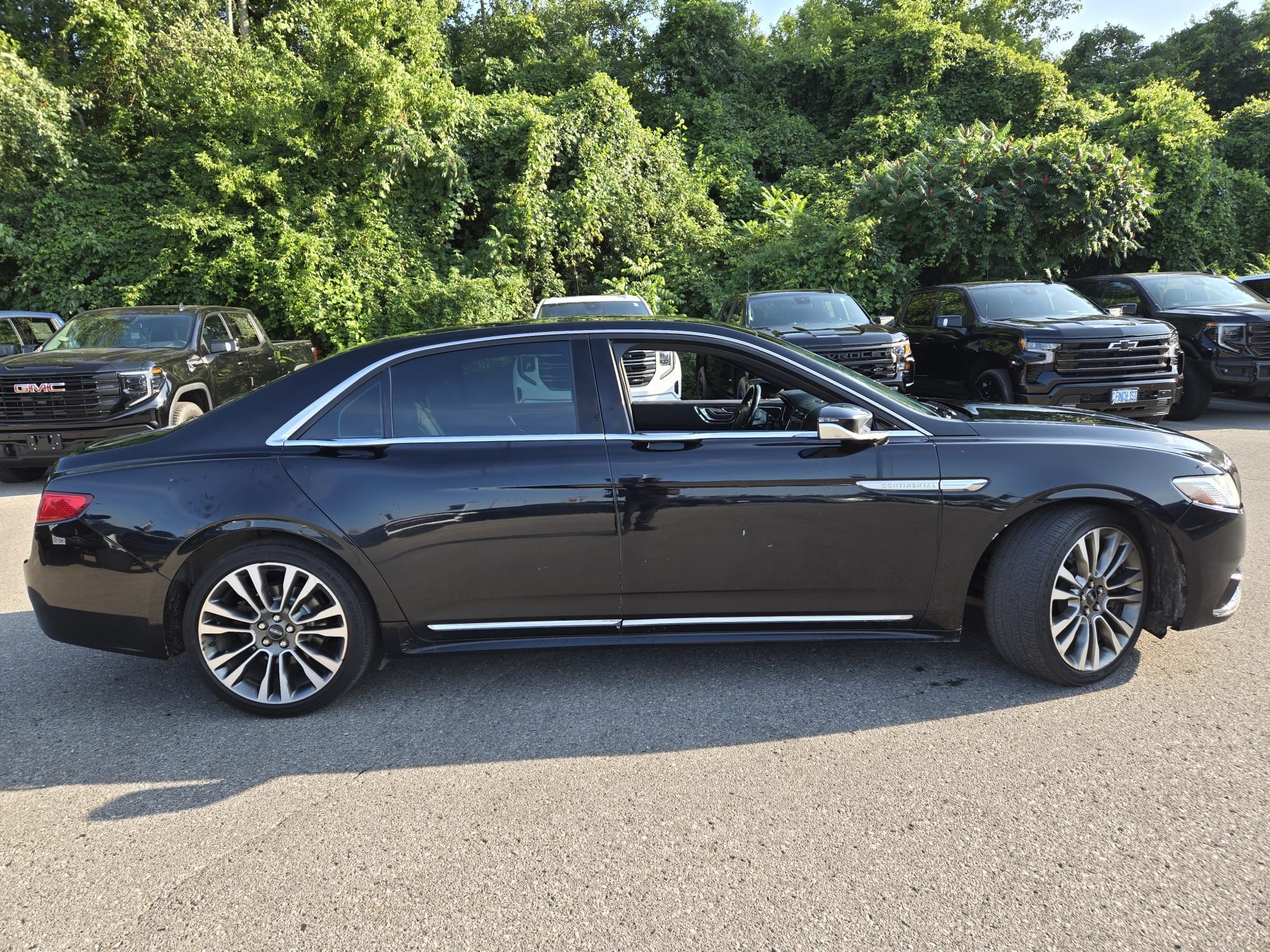used 2017 Lincoln Continental car, priced at $5,998