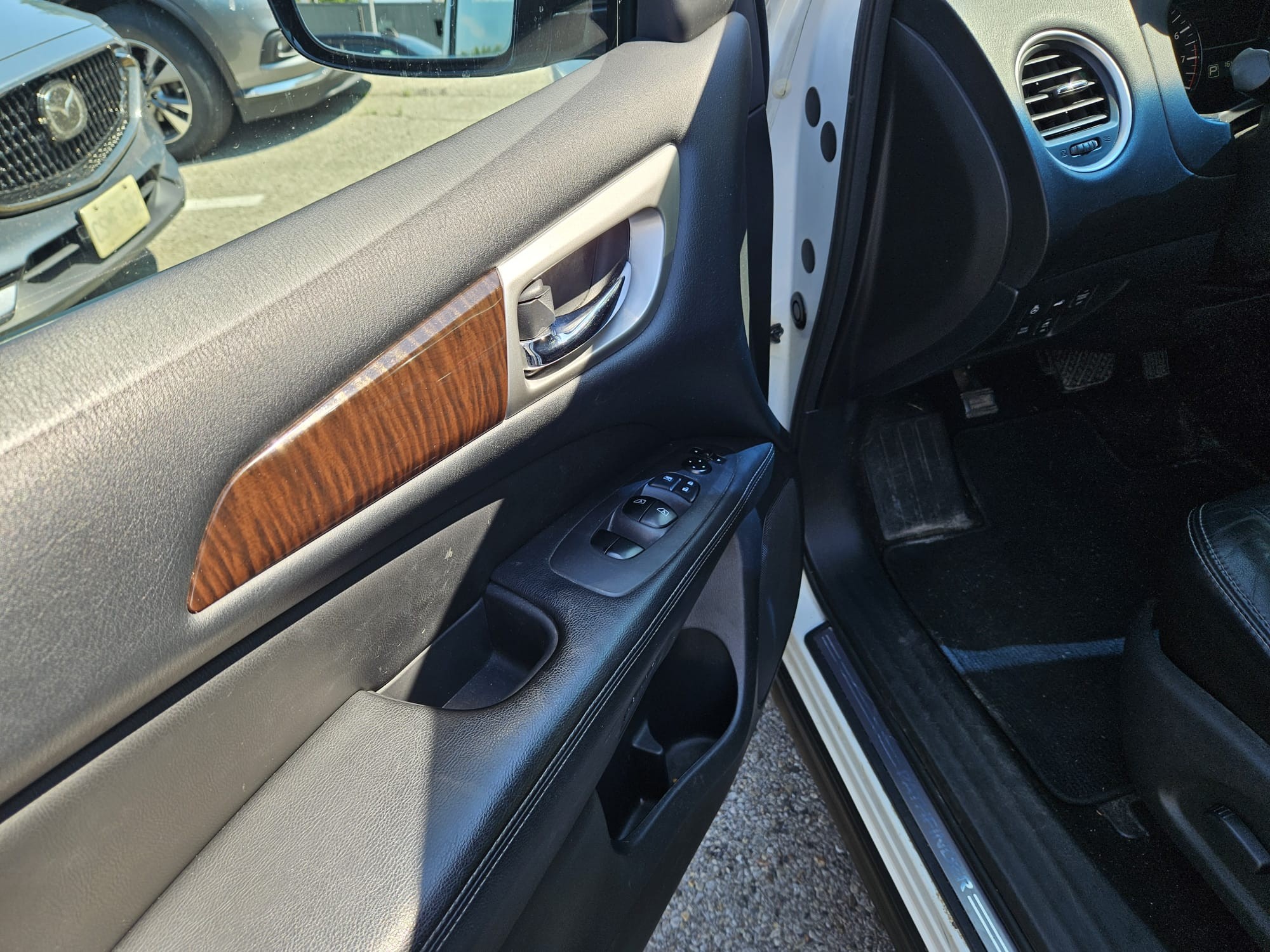 used 2013 Nissan Pathfinder car, priced at $5,998