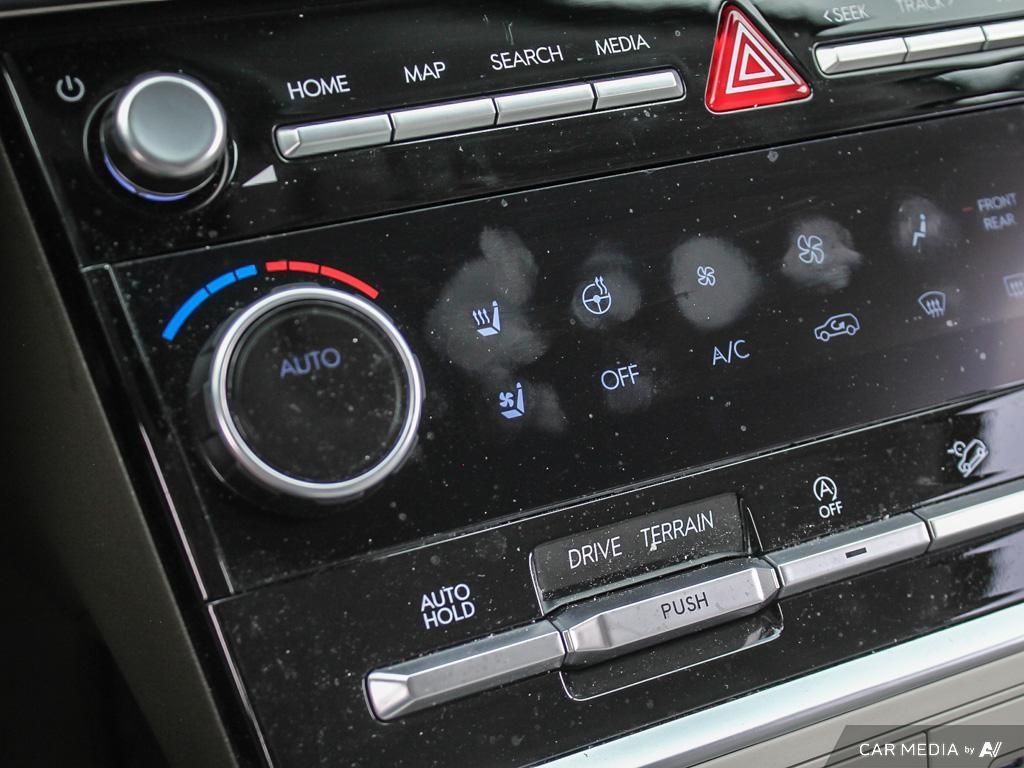 used 2025 Hyundai Santa Fe car, priced at $55,597
