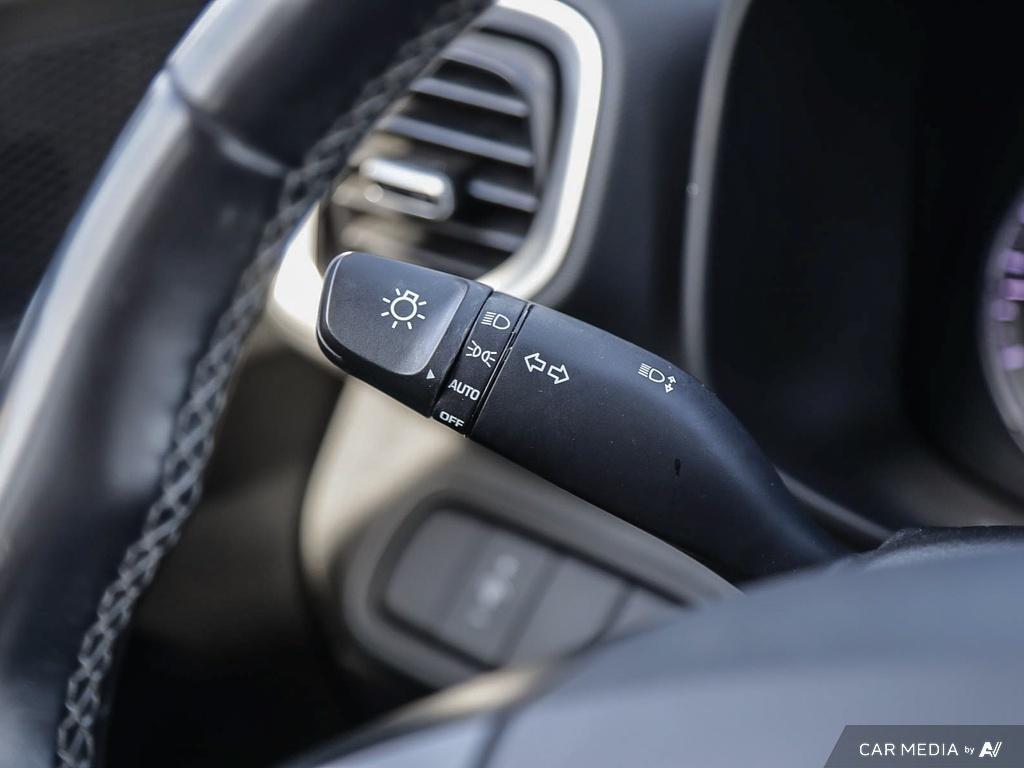 used 2022 Hyundai Venue car, priced at $22,597