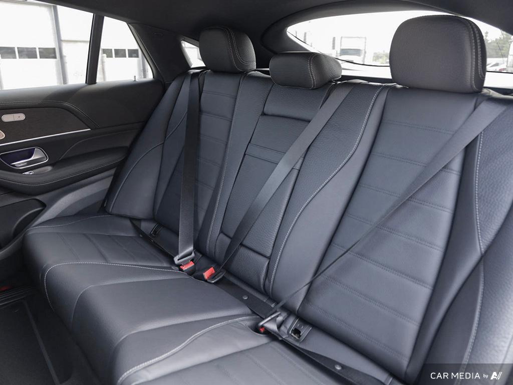 new 2025 Mercedes-Benz GLE 450 car, priced at $120,428