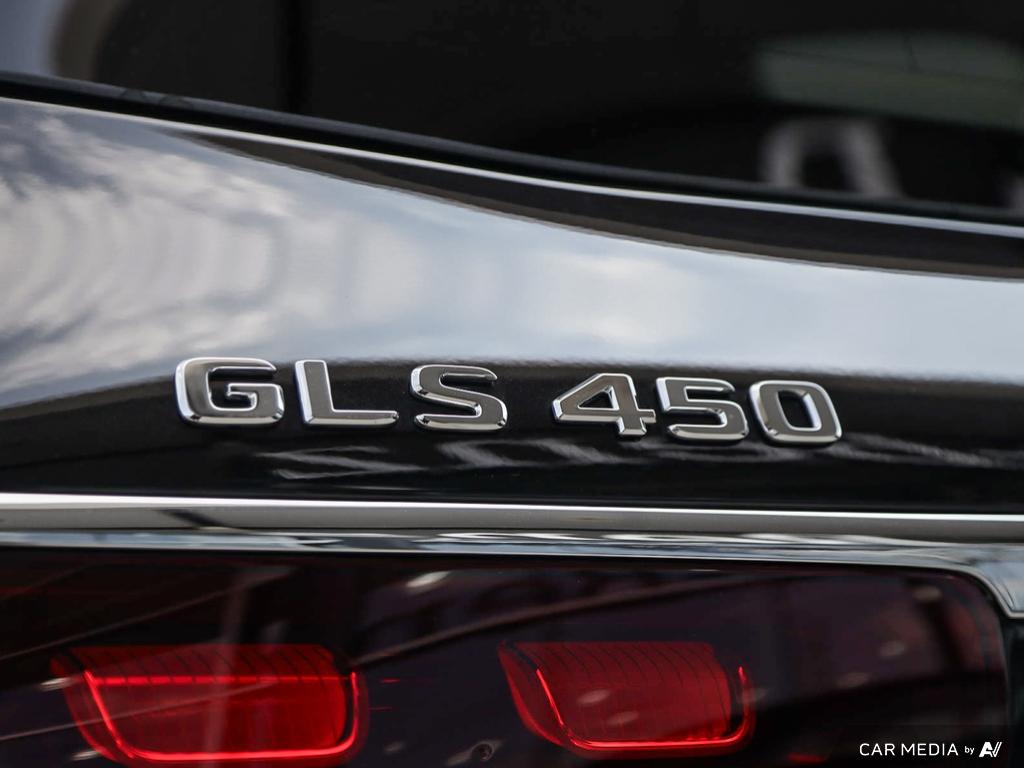 new 2025 Mercedes-Benz GLS 450 car, priced at $147,552