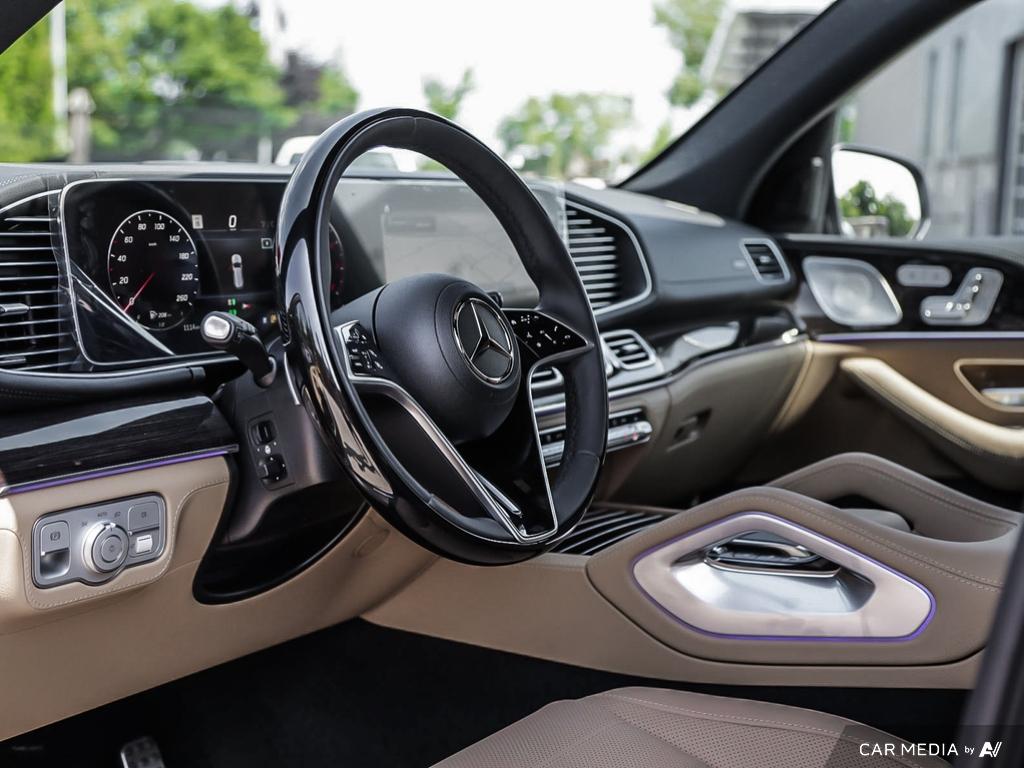new 2025 Mercedes-Benz GLS 450 car, priced at $147,552