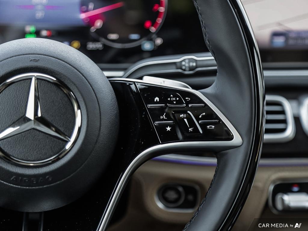 new 2025 Mercedes-Benz GLS 450 car, priced at $147,552