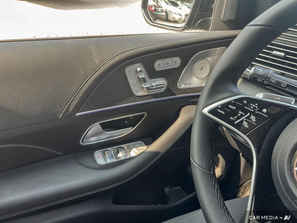 used 2025 Mercedes-Benz GLE 350 car, priced at $99,900