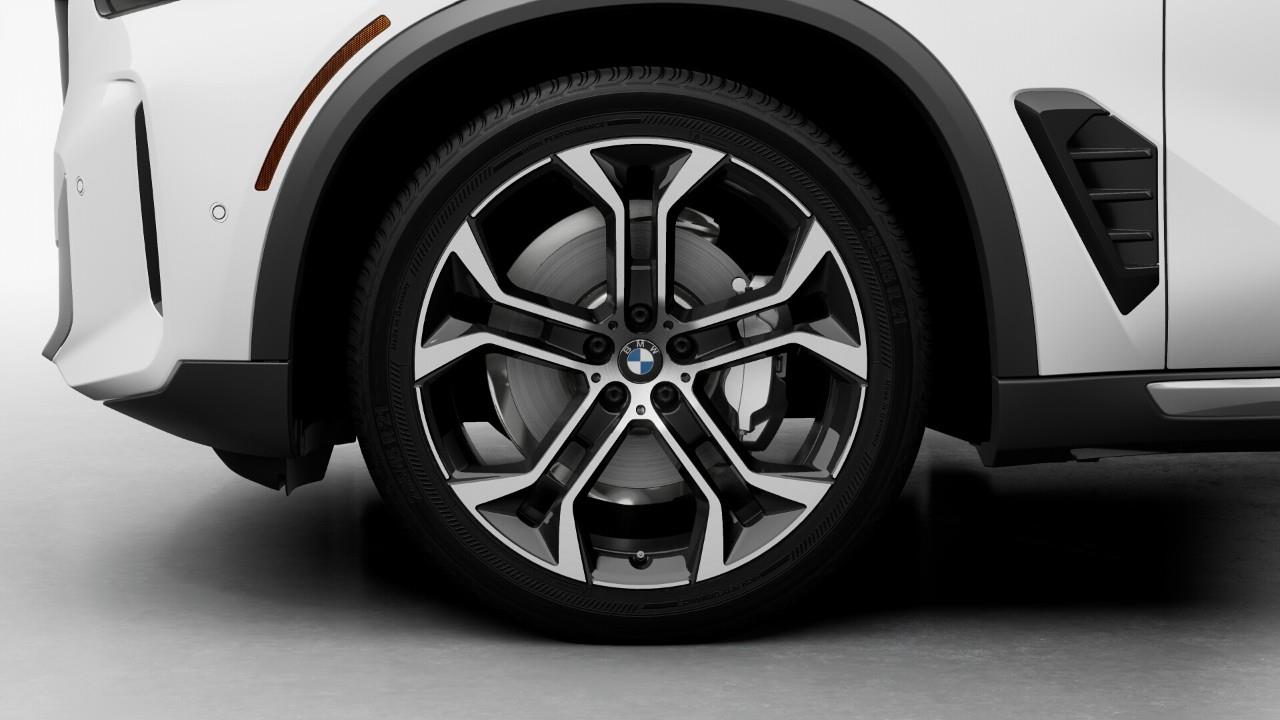 new 2025 BMW X5 car, priced at $109,112