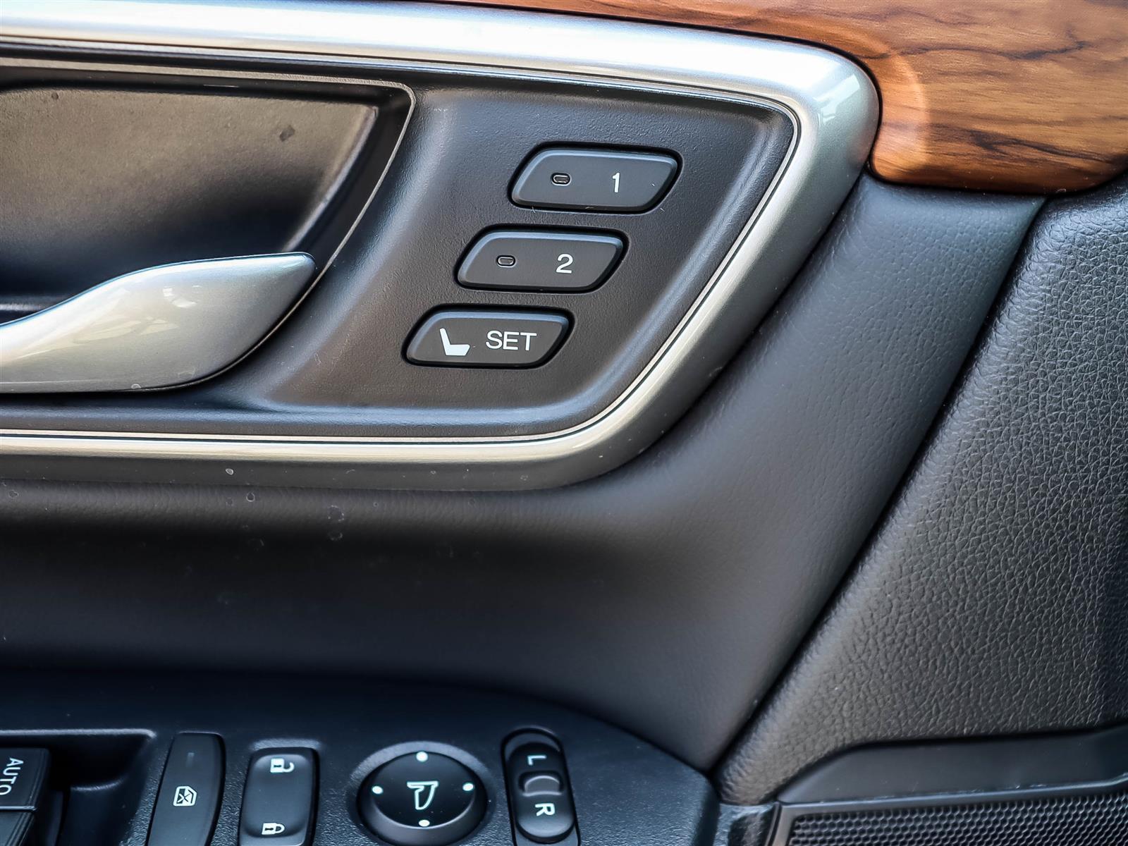used 2020 Honda CR-V car, priced at $28,888