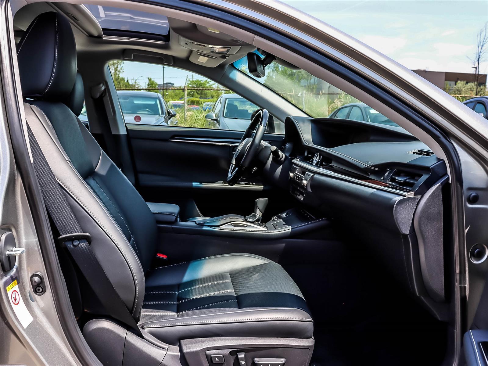 used 2016 Lexus ES 350 car, priced at $25,999