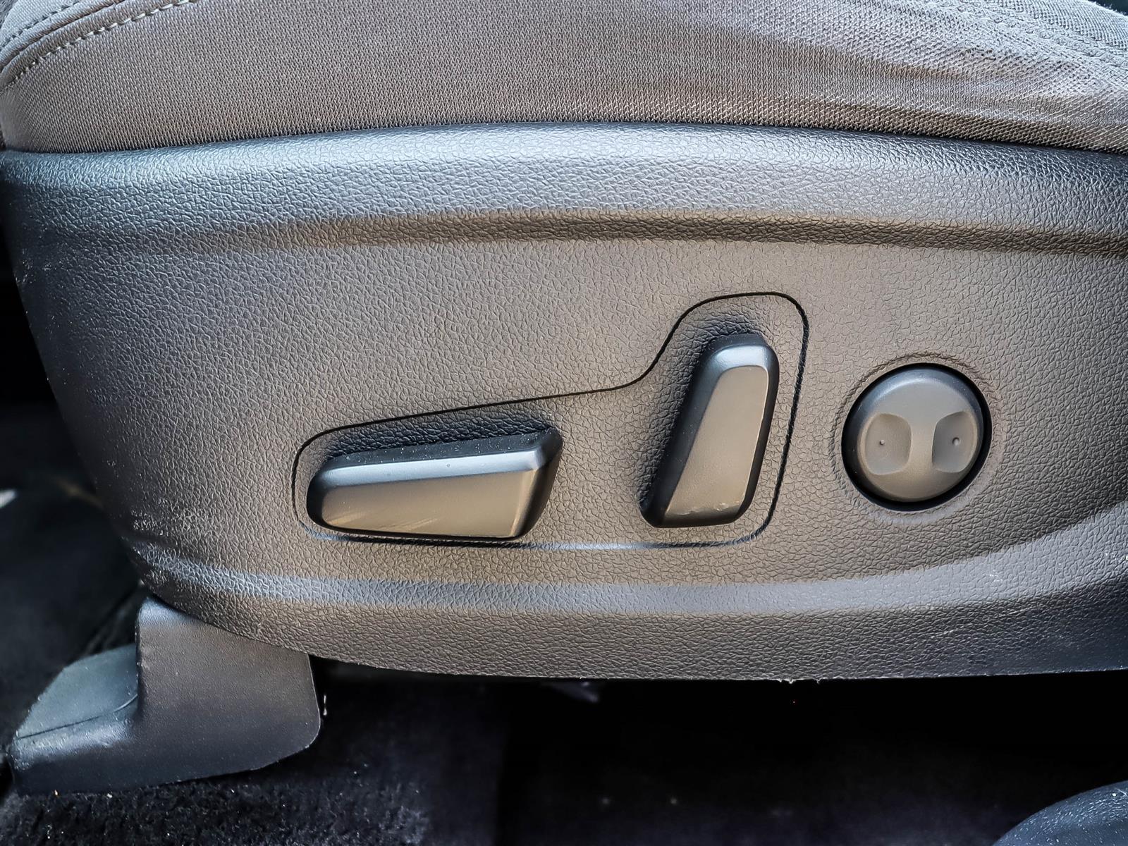 used 2021 Hyundai Santa Fe car, priced at $26,888
