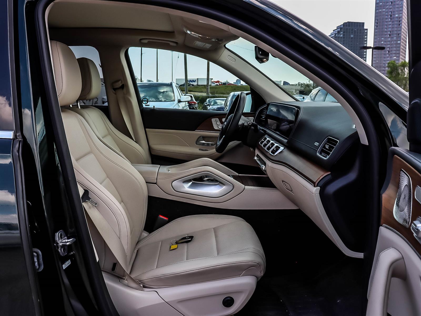 used 2022 Mercedes-Benz GLE 350 car, priced at $58,499
