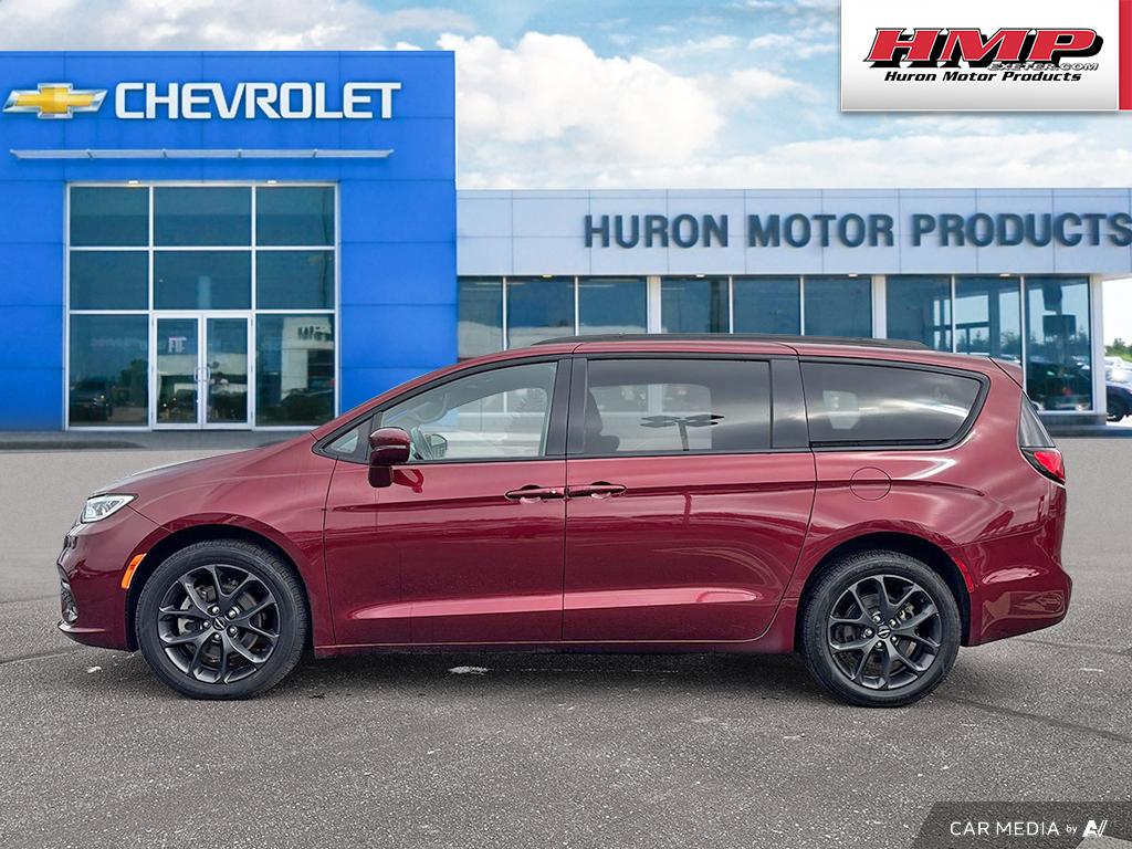 used 2021 Chrysler Pacifica car, priced at $34,284