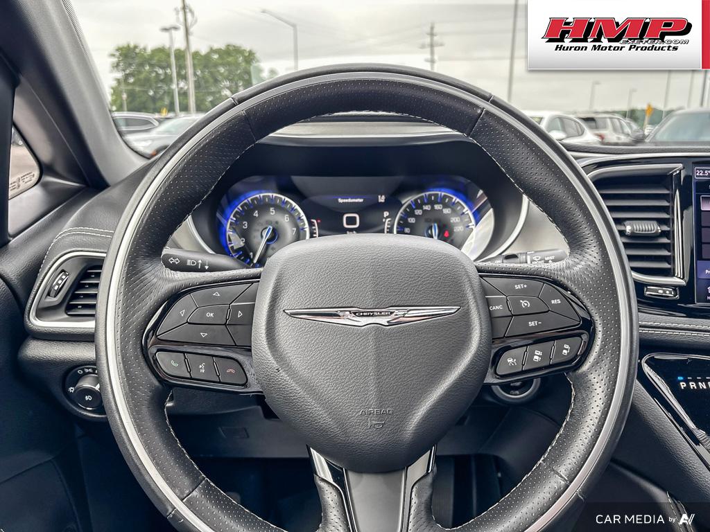 used 2021 Chrysler Pacifica car, priced at $34,284