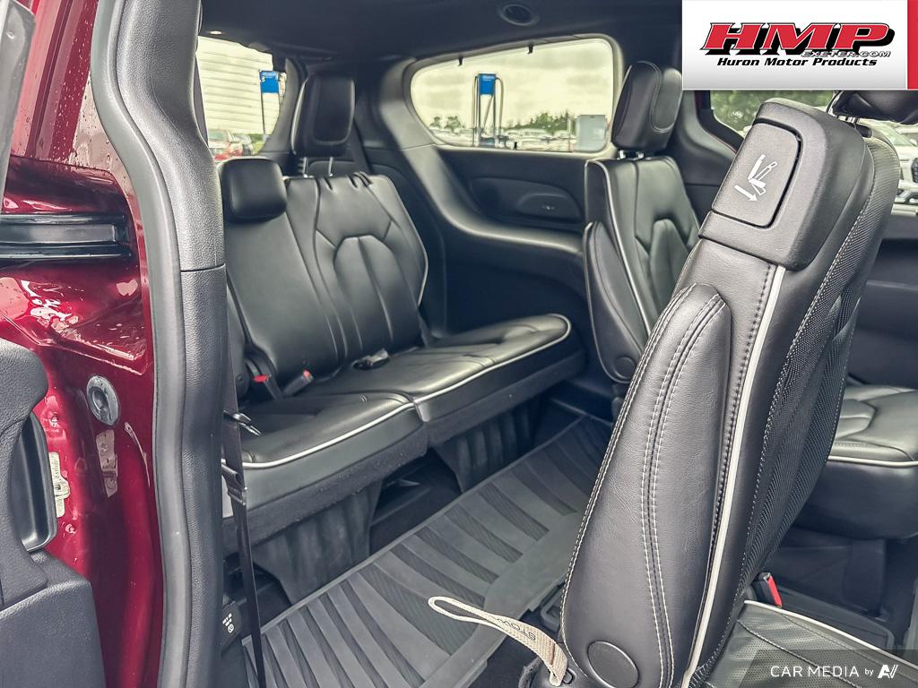 used 2021 Chrysler Pacifica car, priced at $34,284