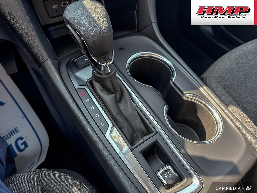 used 2023 Chevrolet Equinox car, priced at $28,284