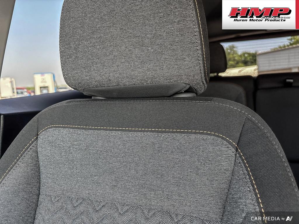 used 2023 Chevrolet Equinox car, priced at $28,284