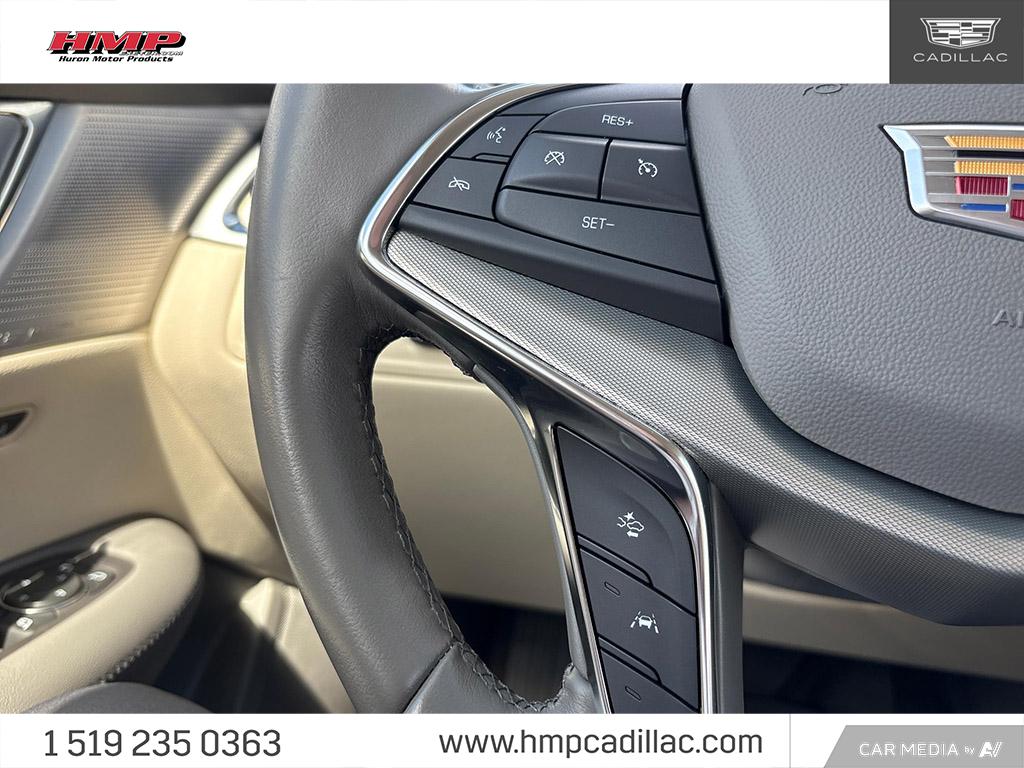 used 2022 Cadillac XT5 car, priced at $41,284
