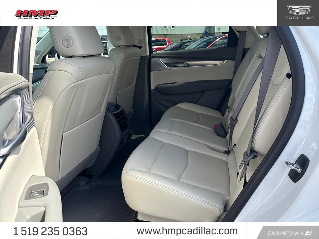 used 2022 Cadillac XT5 car, priced at $41,284
