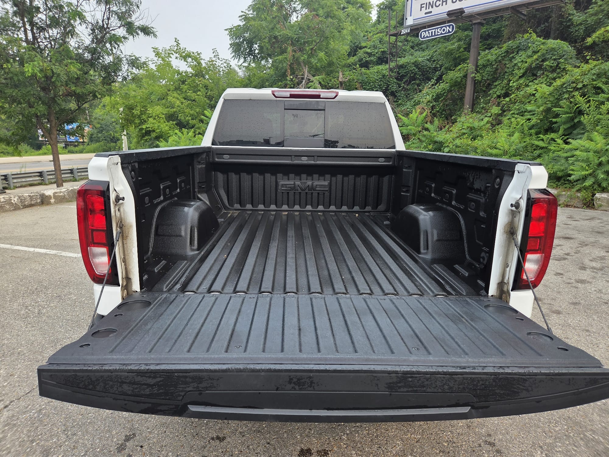 used 2023 GMC Sierra 1500 car, priced at $51,989