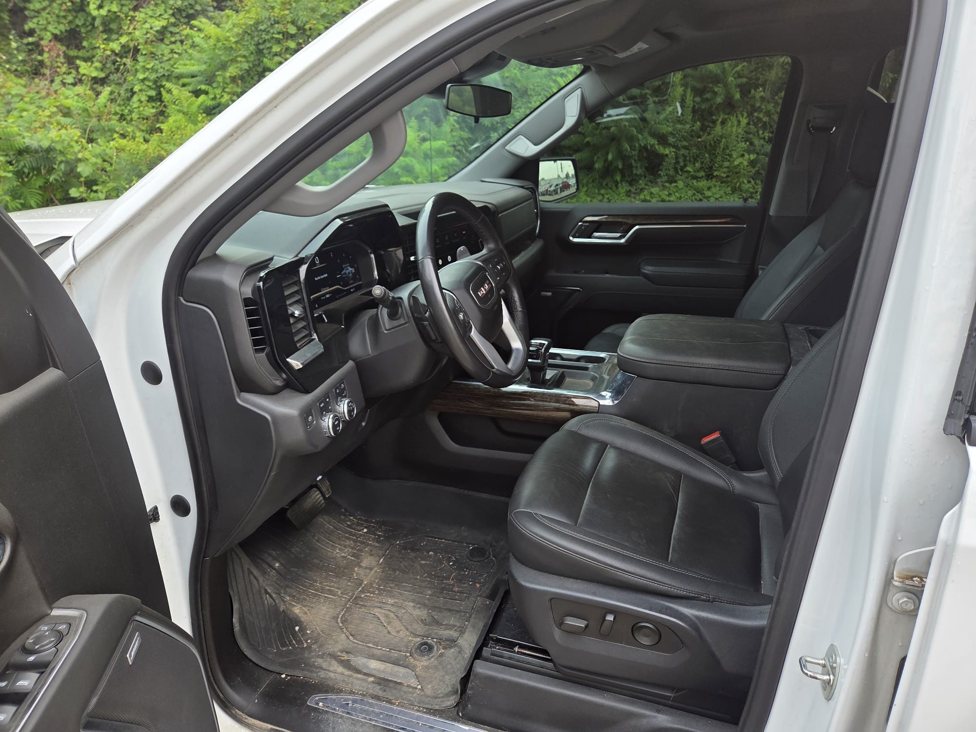 used 2023 GMC Sierra 1500 car, priced at $51,989
