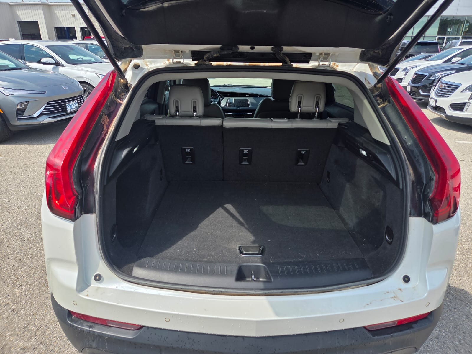 used 2020 Cadillac XT4 car, priced at $26,898
