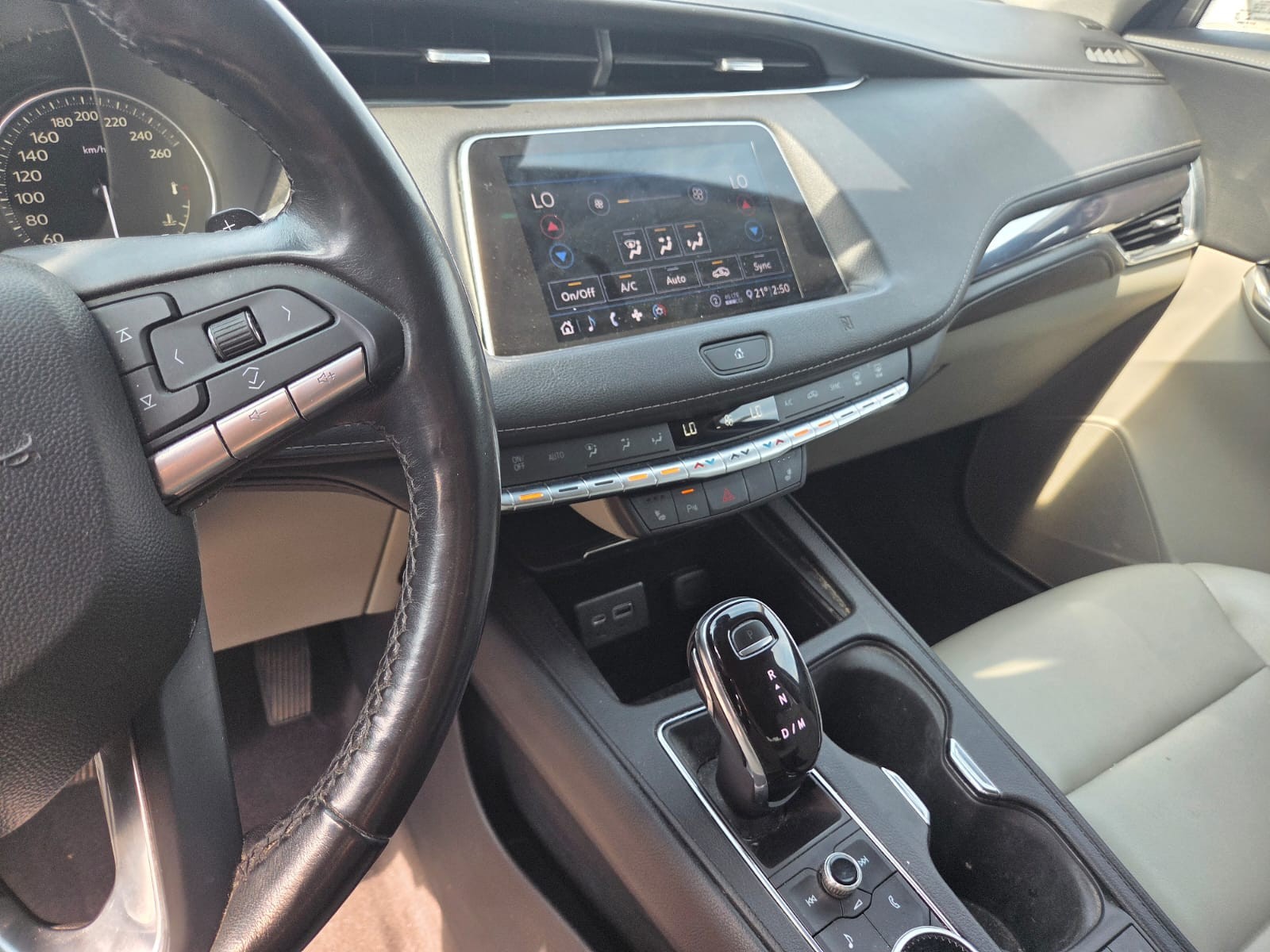 used 2020 Cadillac XT4 car, priced at $26,898