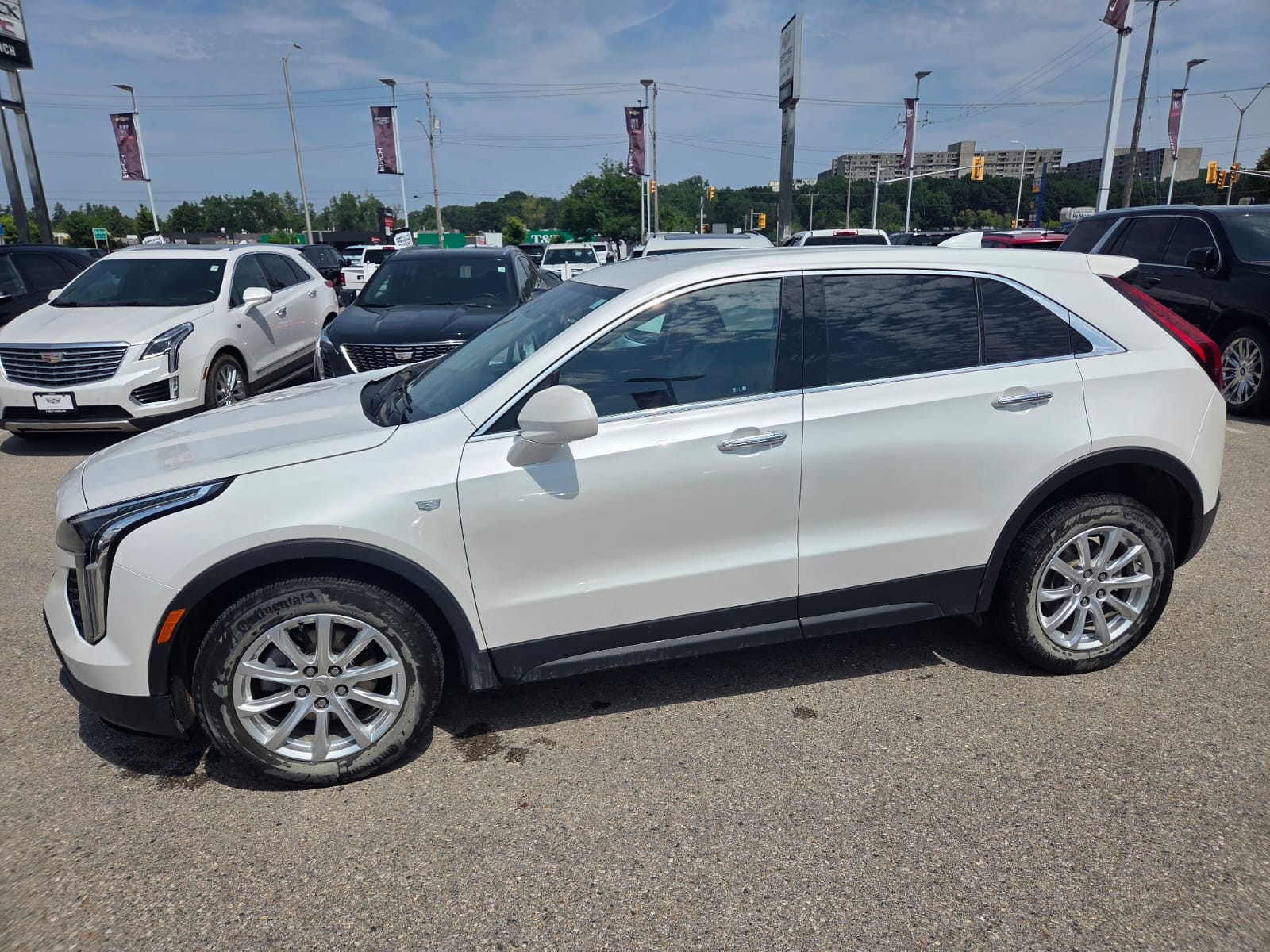 used 2020 Cadillac XT4 car, priced at $26,898