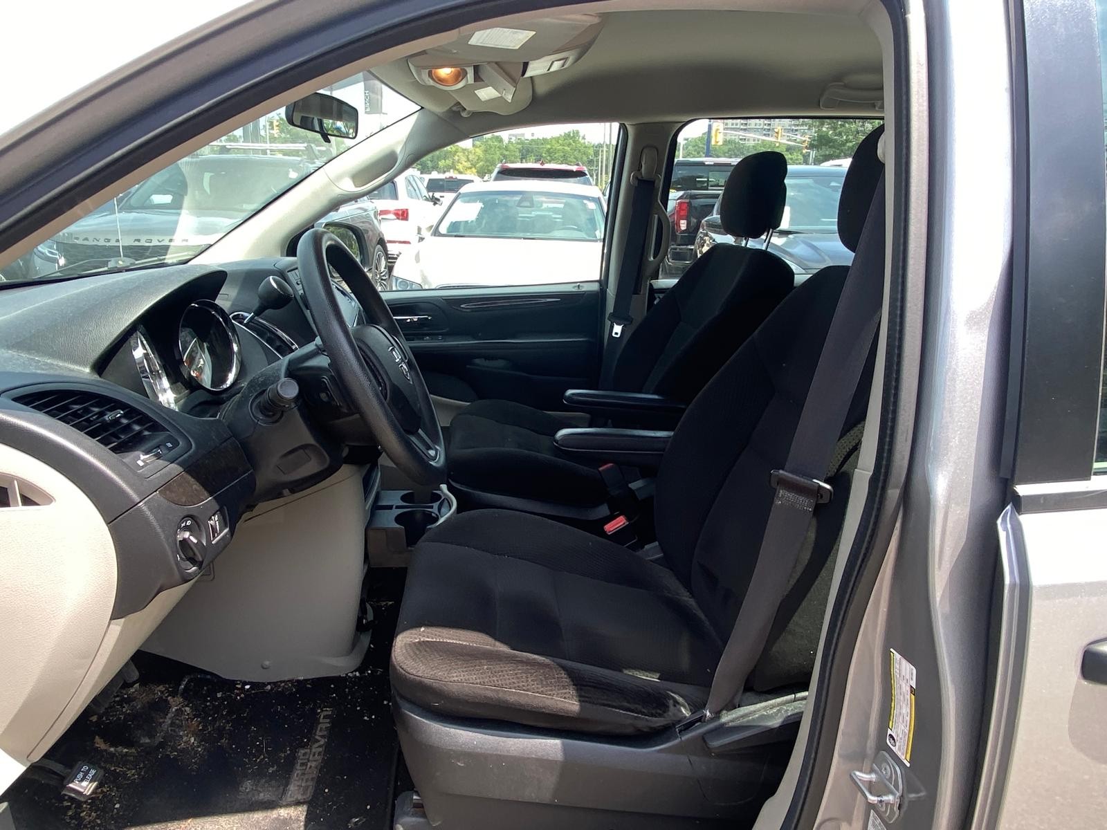 used 2016 Dodge Grand Caravan car
