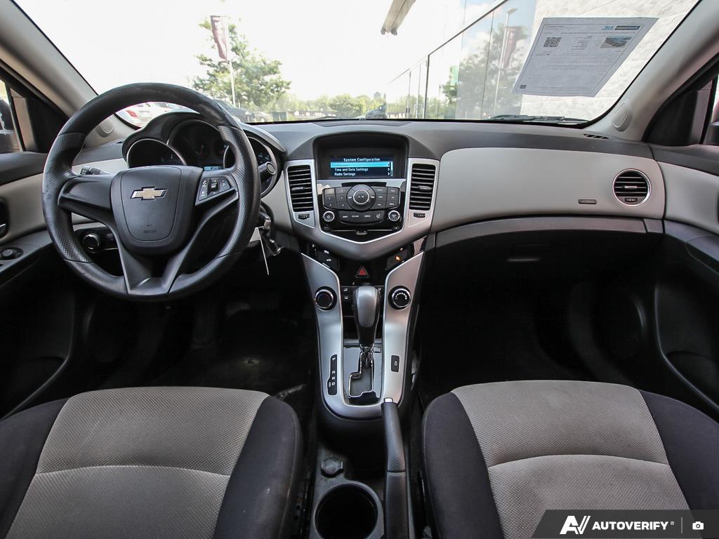 used 2015 Chevrolet Cruze car, priced at $2,500