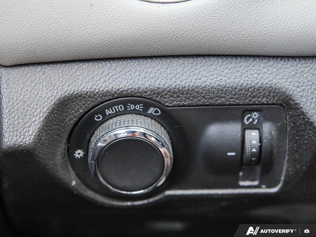 used 2015 Chevrolet Cruze car, priced at $2,500