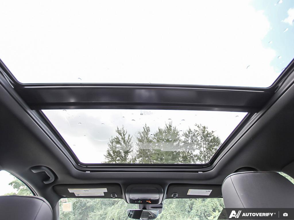 used 2022 Cadillac XT4 car, priced at $36,826