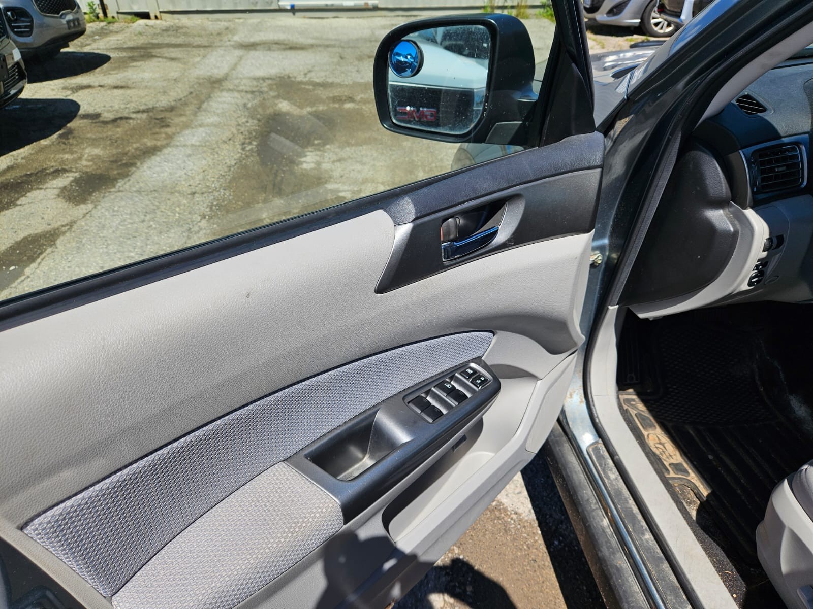used 2011 Subaru Forester car, priced at $3,200