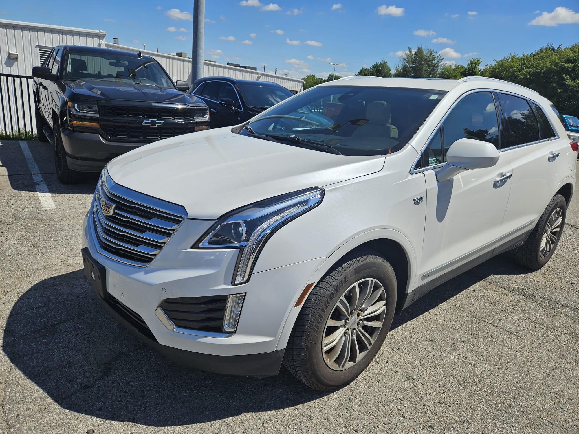 used 2017 Cadillac XT5 car, priced at $19,670