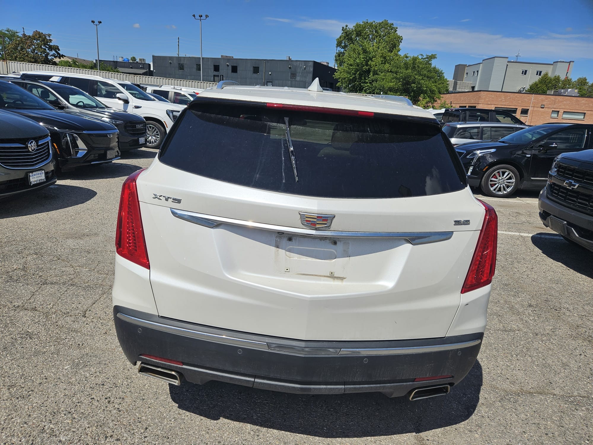 used 2017 Cadillac XT5 car, priced at $19,670