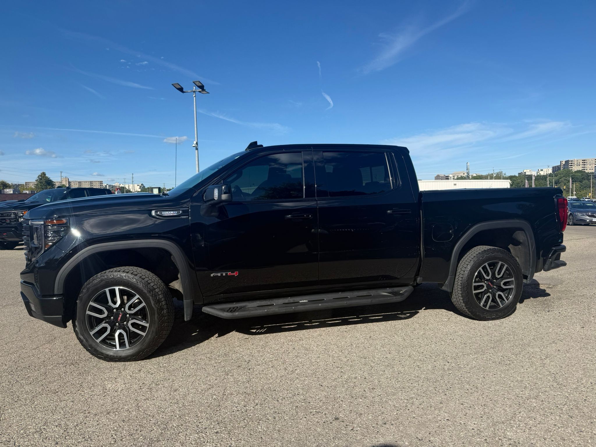 used 2022 GMC Sierra 1500 car, priced at $60,644