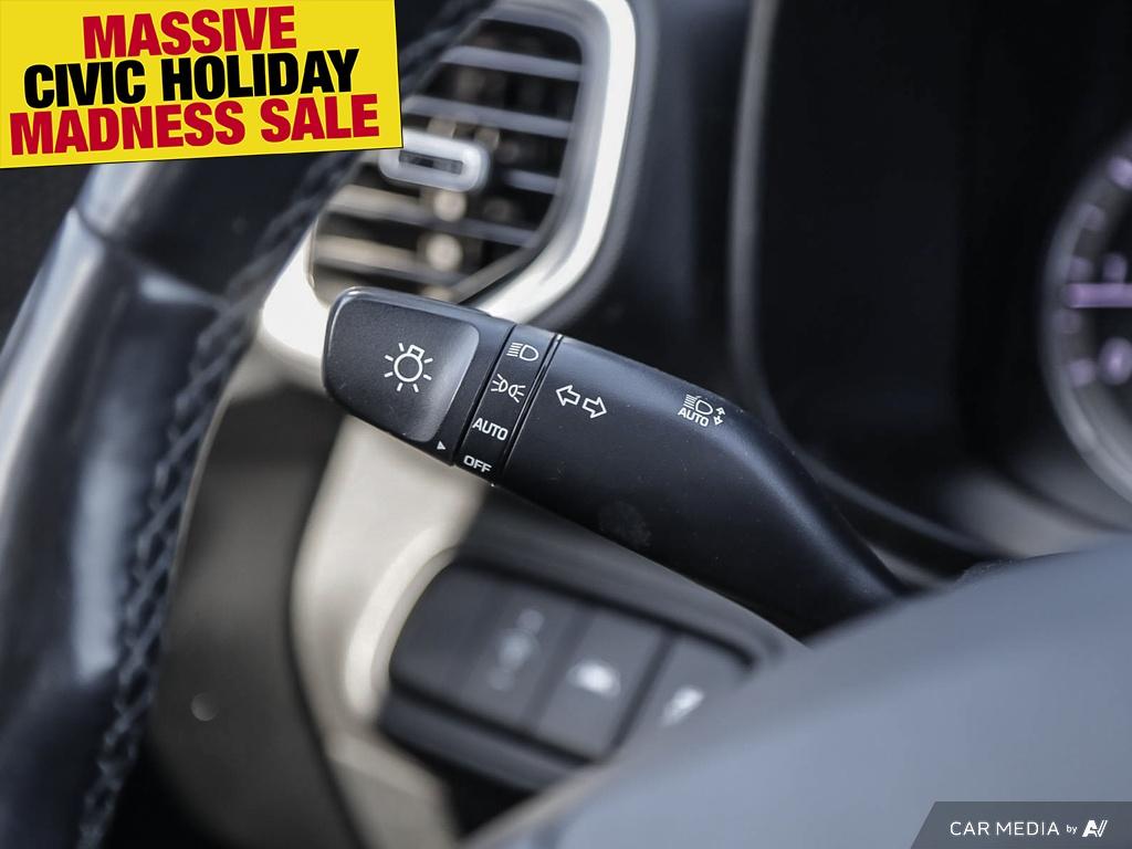 used 2021 Hyundai Venue car, priced at $20,597