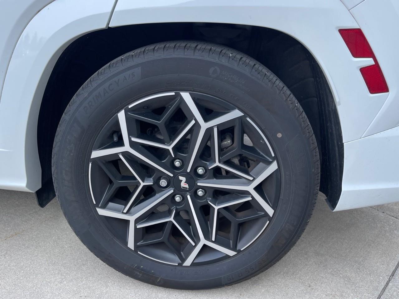 used 2024 Hyundai Tucson Hybrid car, priced at $41,597