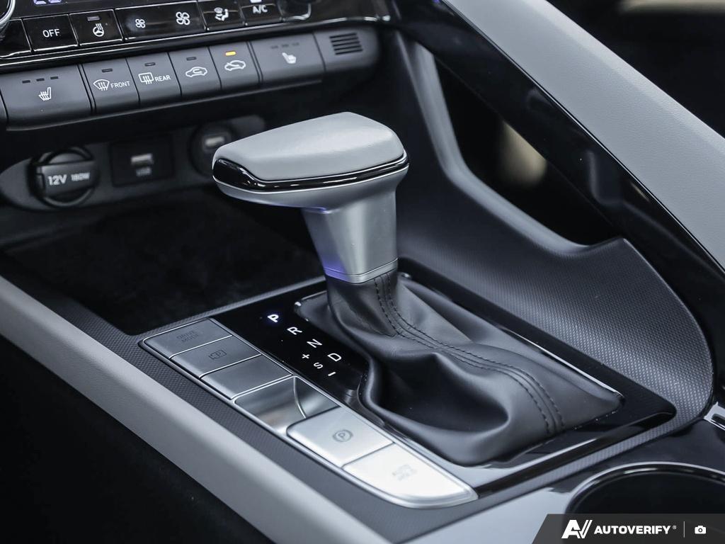 used 2022 Hyundai Elantra car, priced at $25,597