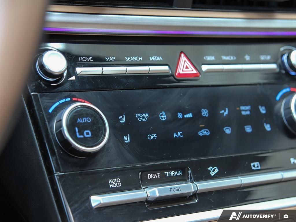 used 2024 Hyundai Santa Fe HEV car, priced at $55,597