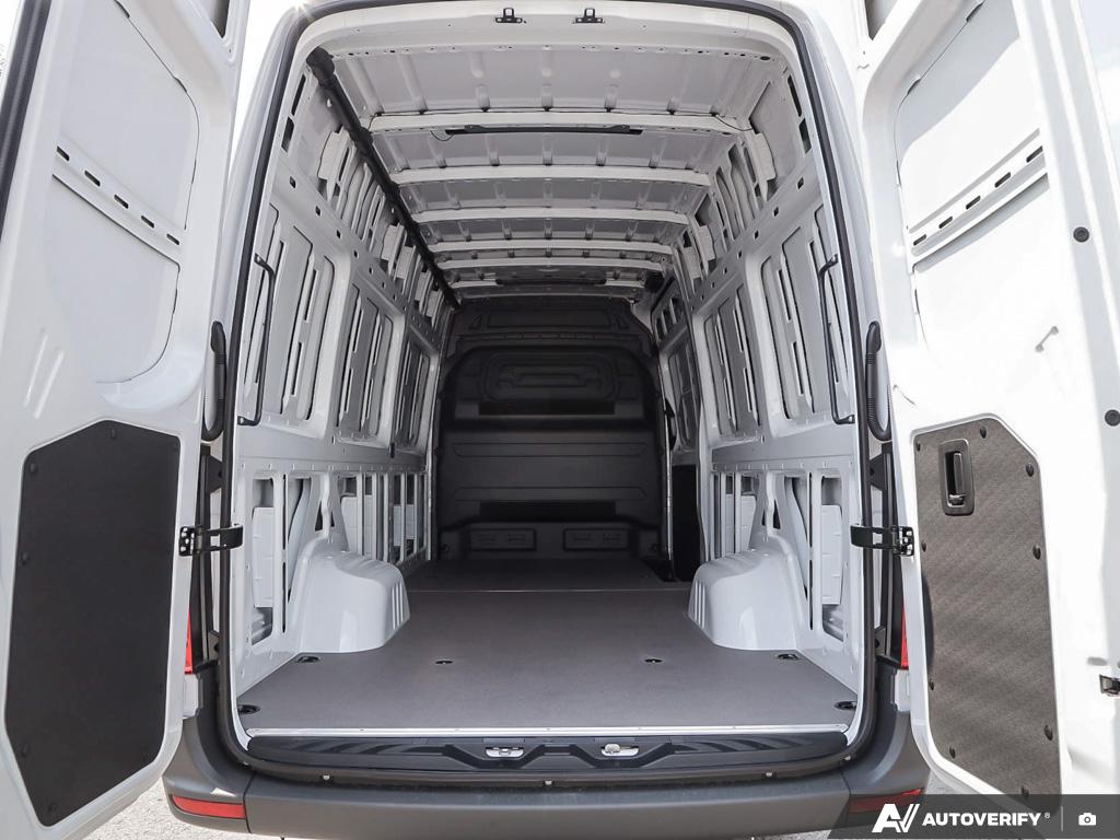 new 2025 Mercedes-Benz Sprinter 3500 car, priced at $90,071