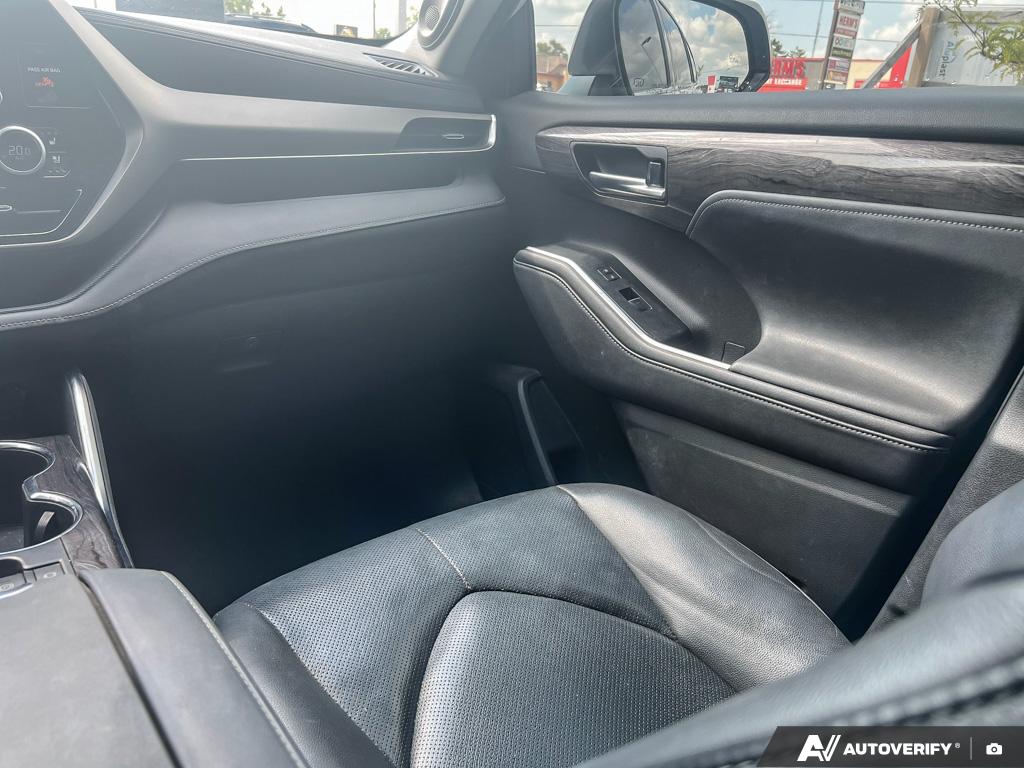 used 2020 Toyota Highlander car, priced at $39,900