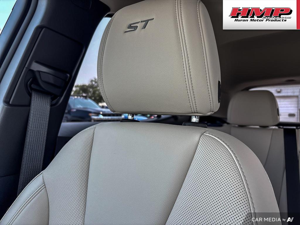 used 2024 Buick Encore GX car, priced at $34,284