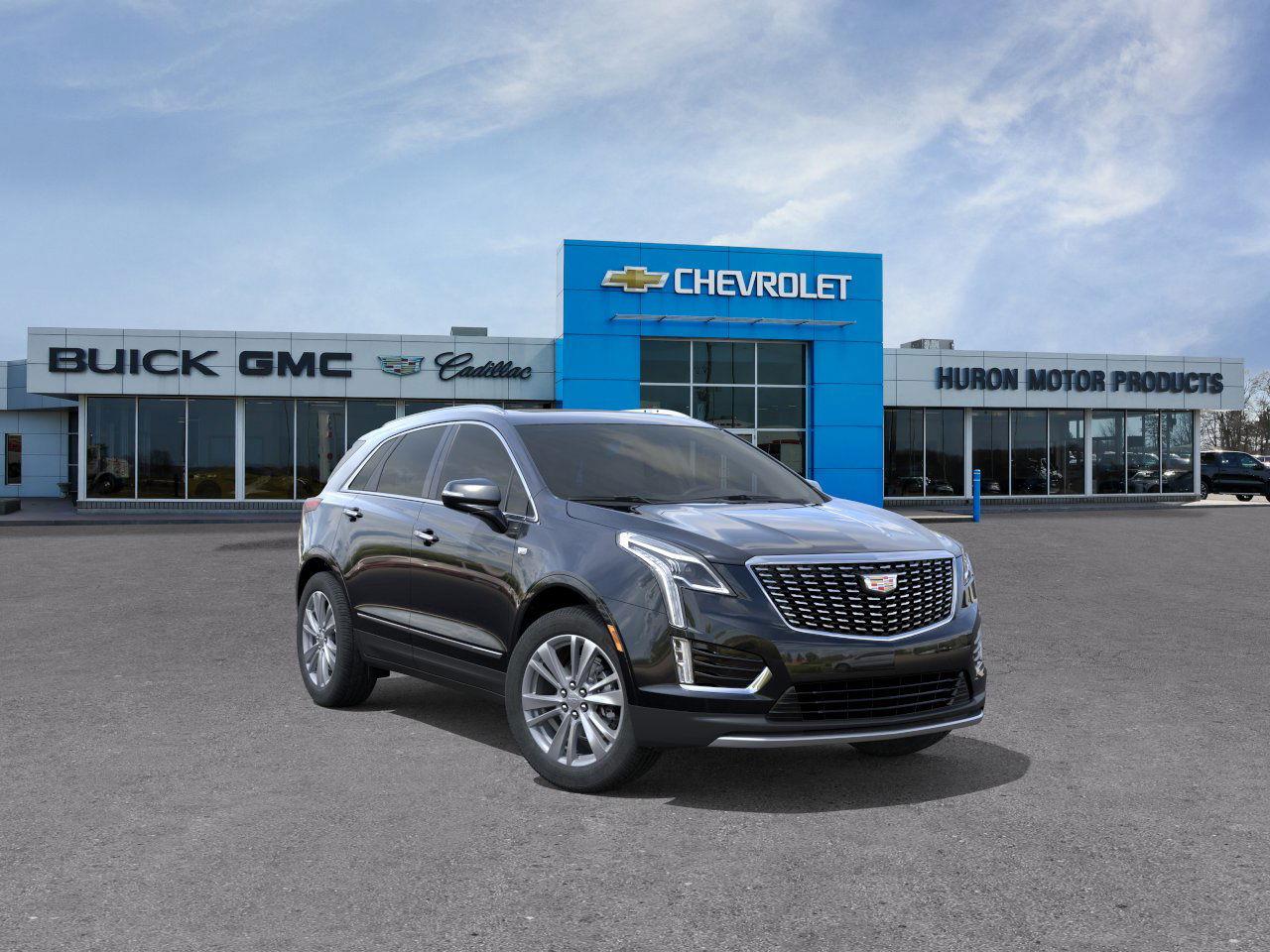 new 2025 Cadillac XT5 car, priced at $65,528